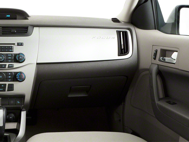 2010 Ford Focus Sedan 4dr Sdn SE