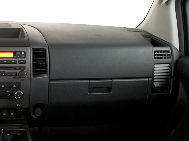 2012 Nissan Titan 4WD Crew Cab SWB SL