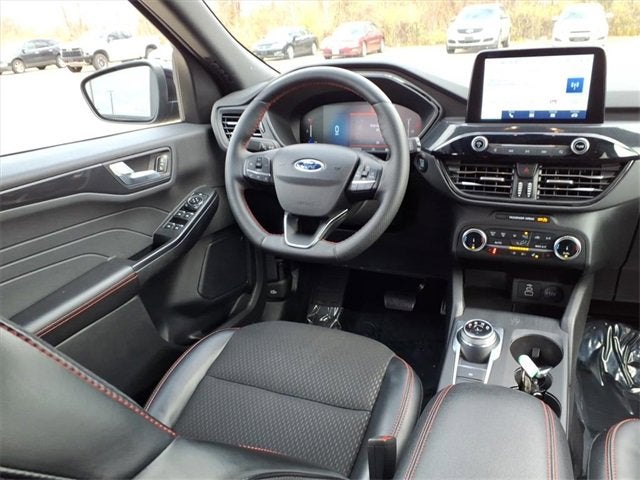 2025 Ford Escape ST-Line Select