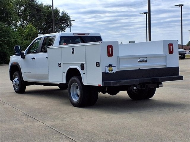 2025 GMC Sierra 3500 HD Chassis Cab Pro