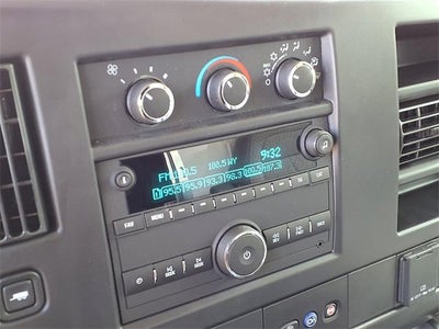 2025 Chevrolet Express Cutaway 3500 1WT