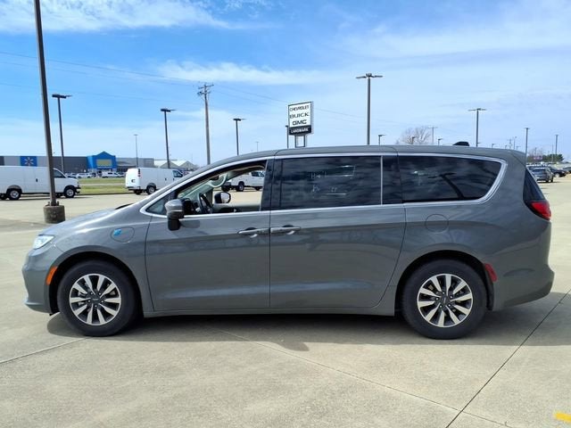 Used 2023 Chrysler Pacifica Hybrid Touring L with VIN 2C4RC1L75PR614202 for sale in Taylorville, IL