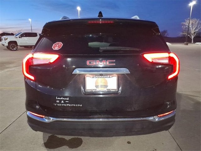 2023 GMC Terrain SLT