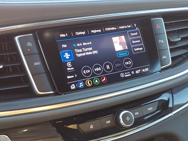 2023 Buick Enclave Essence