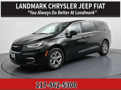 2024 Chrysler Pacifica Limited FWD