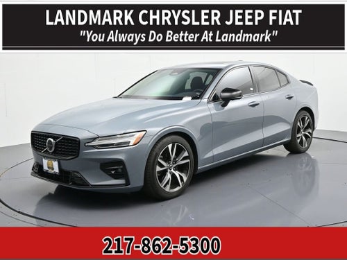 2024 Volvo S60 B5 AWD Plus Dark Theme