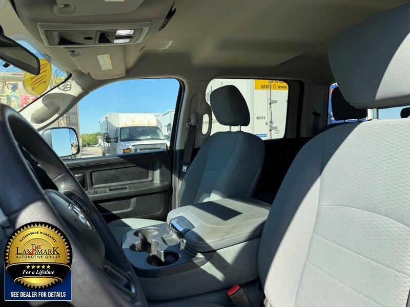 2019 RAM 1500 Classic Tradesman 4x4 Crew Cab 5'7" Box