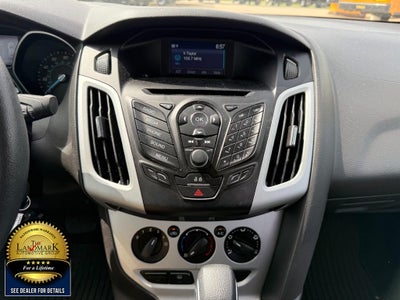 2014 Ford Focus 4dr Sdn SE