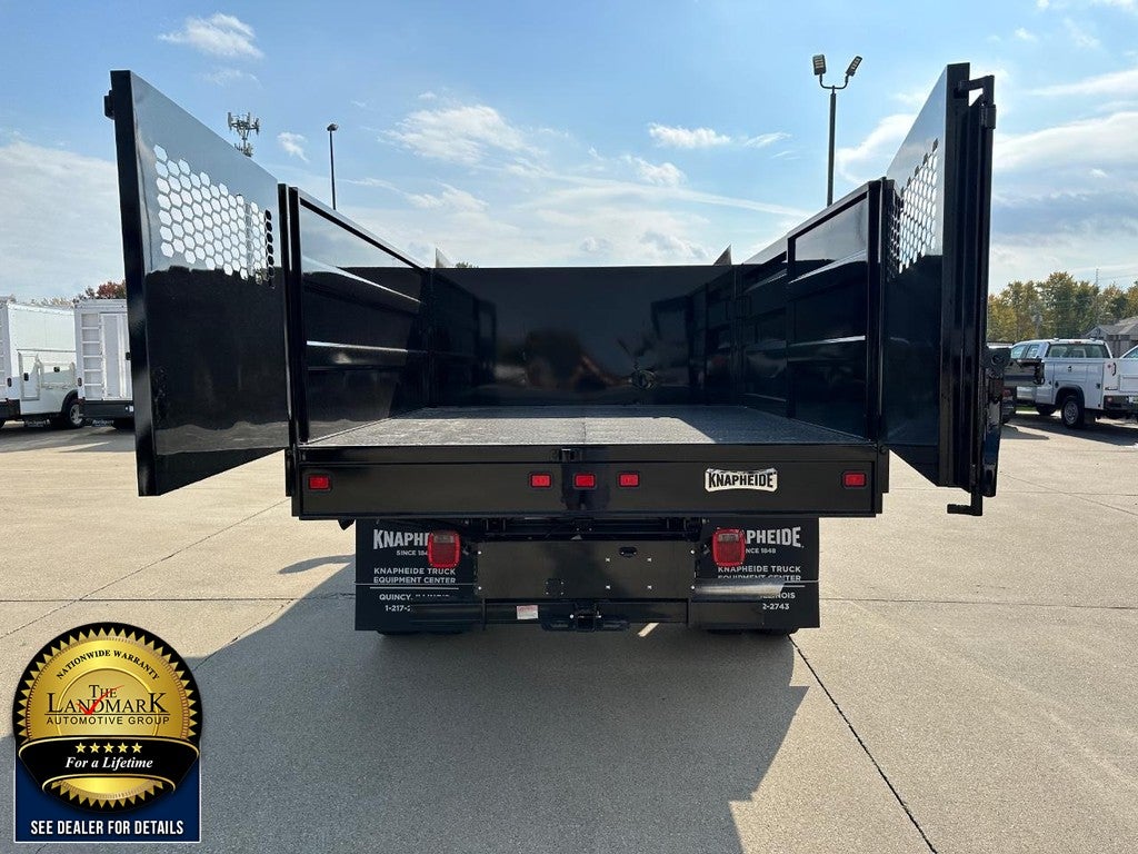 2023 Ford Super Duty F-550 DRW XL 4WD Reg Cab 169" WB 84" CA