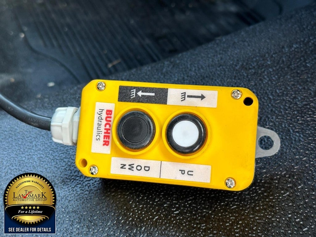 2023 Ford Super Duty F-550 DRW XL 4WD Reg Cab 169" WB 84" CA