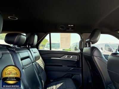 2025 Ford Explorer ST-Line 4WD