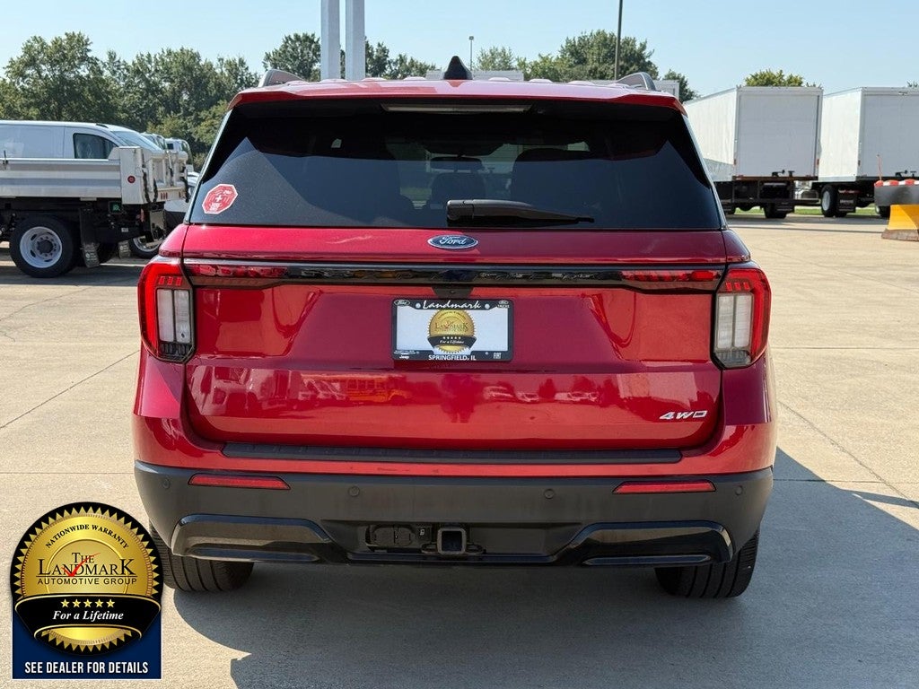 2025 Ford Explorer ST-Line 4WD