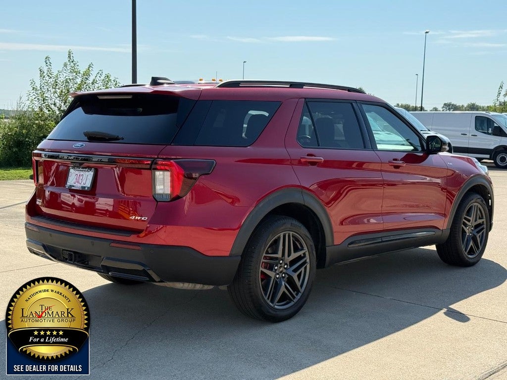 2025 Ford Explorer ST-Line 4WD