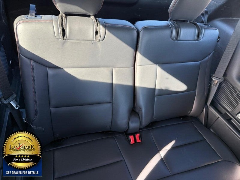 2025 Ford Explorer ST-Line 4WD