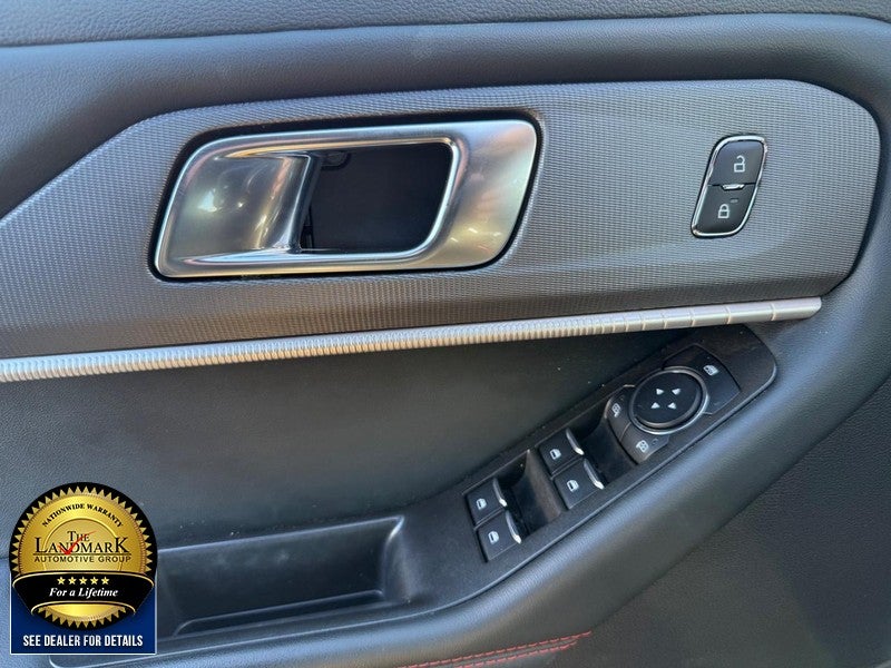 2025 Ford Explorer ST-Line 4WD