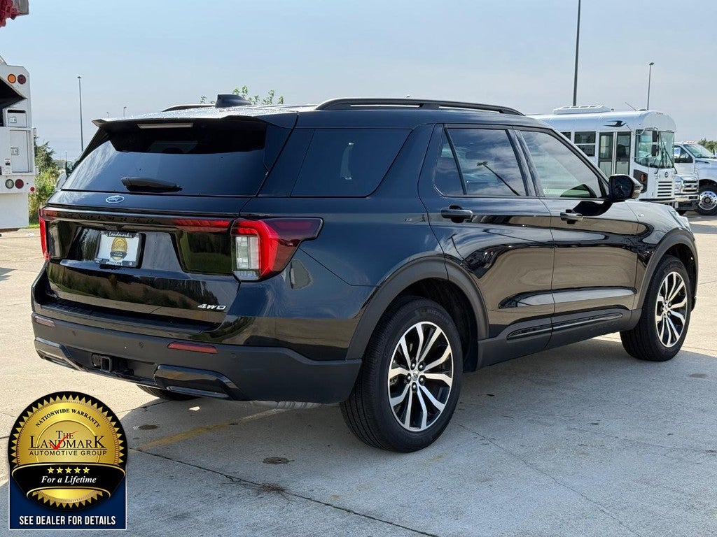 2026 Ford Explorer ST-Line 4WD