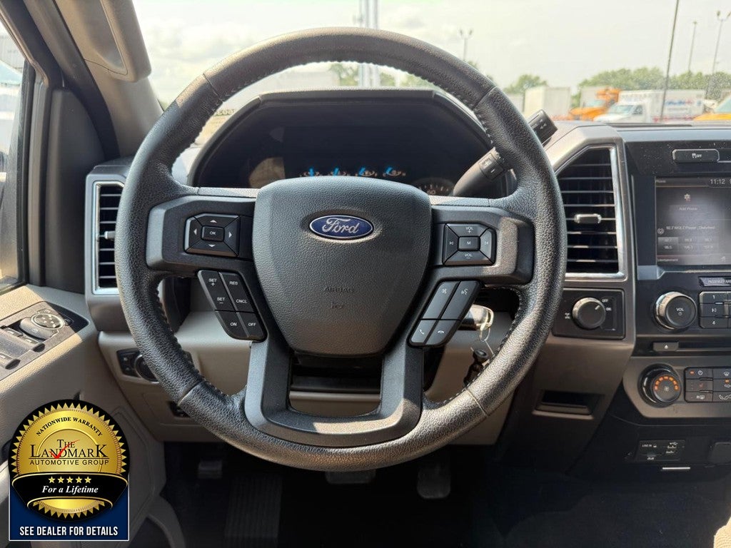 2015 Ford F-150 2WD SuperCrew 145" XLT