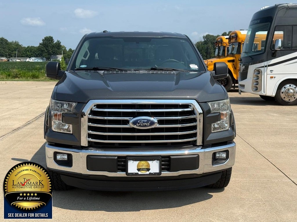 2015 Ford F-150 2WD SuperCrew 145" XLT