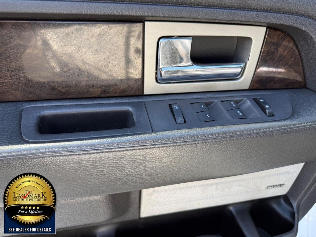 2013 Ford F-150 4WD SuperCrew 145" Platinum