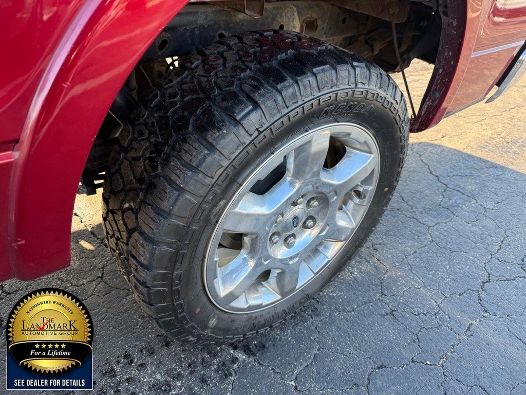2013 Ford F-150 4WD SuperCrew 145" Lariat