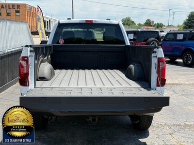 2024 Ford F-150 XL 4WD Reg Cab 8' Box
