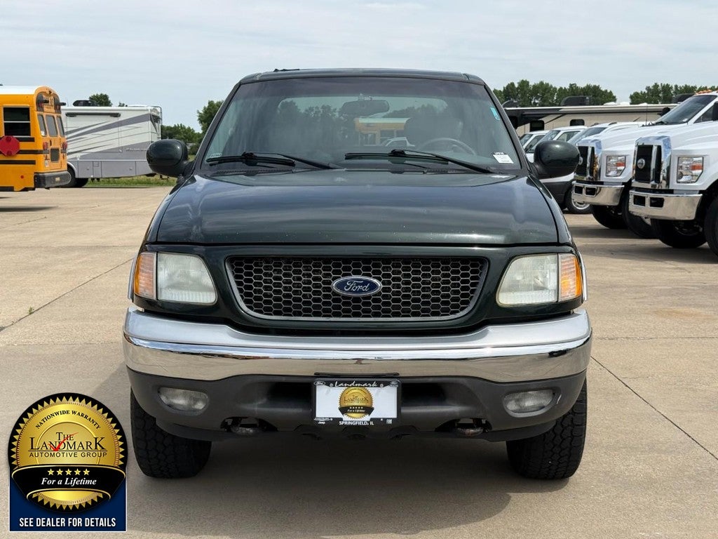 2002 Ford F-150 SuperCrew 139" XLT 4WD