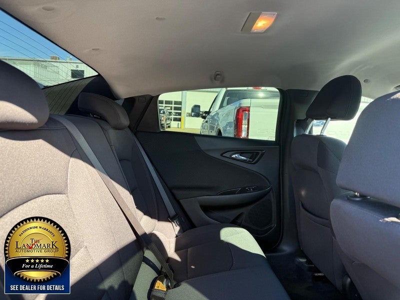2022 Chevrolet Malibu 4dr Sdn RS