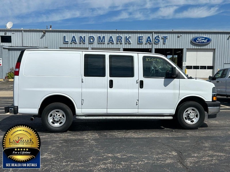 2023 Chevrolet Express Cargo Van RWD 2500 135"