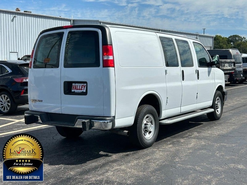 2023 Chevrolet Express Cargo Van RWD 2500 135"