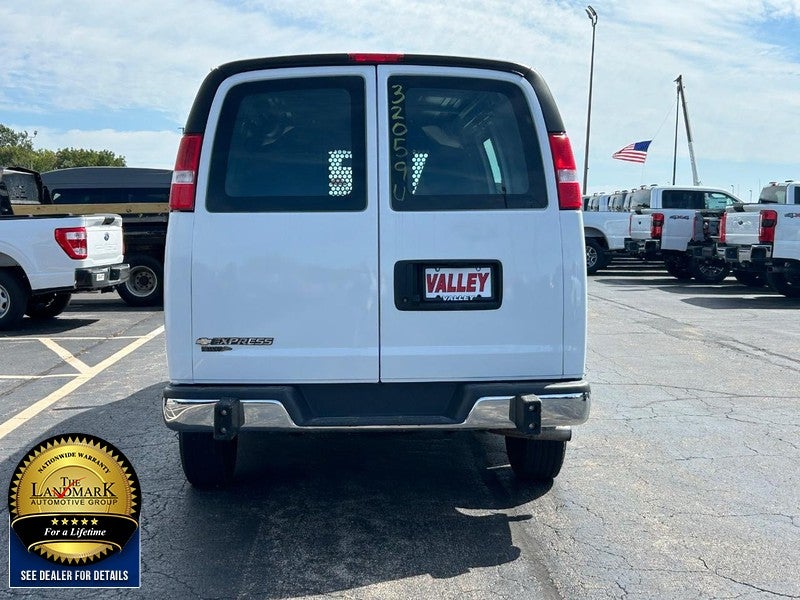 2023 Chevrolet Express Cargo Van RWD 2500 135"