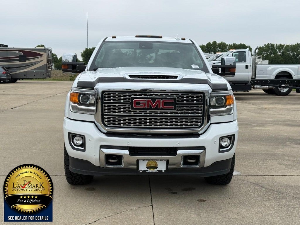 2019 GMC Sierra 3500HD 4WD Crew Cab 167.7" Denali