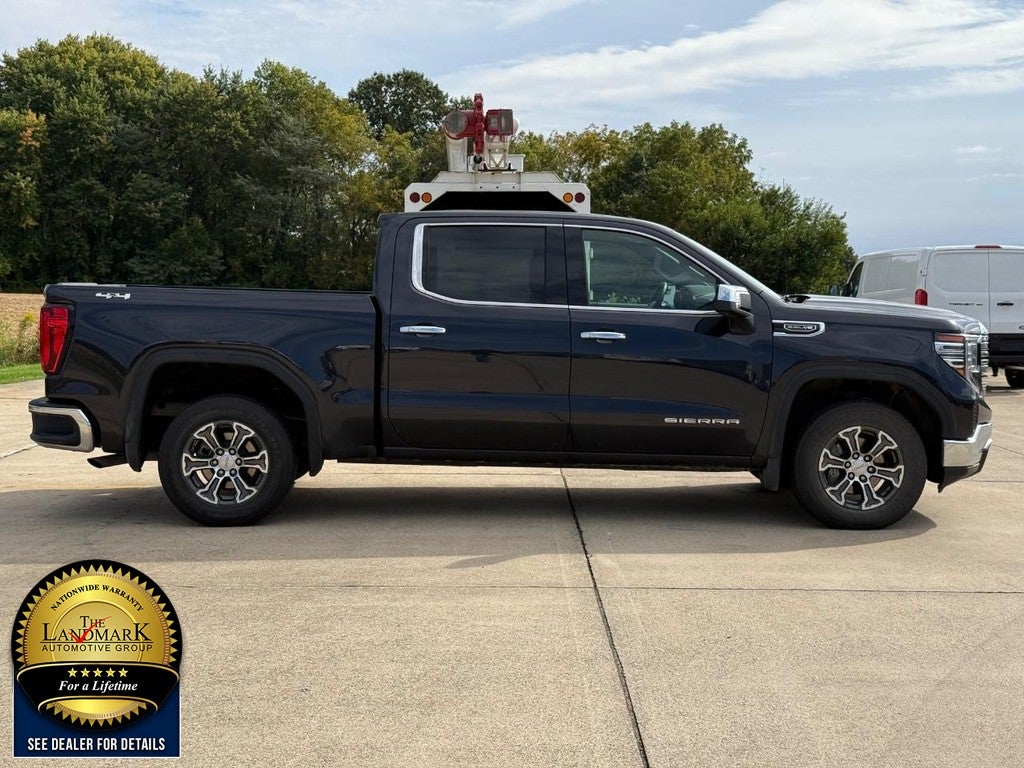 2025 GMC Sierra 1500 4WD Crew Cab 147" SLT
