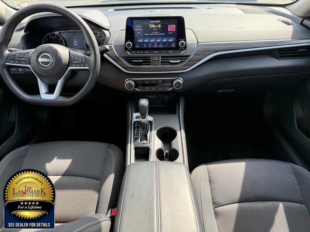 2025 Nissan Altima SV FWD