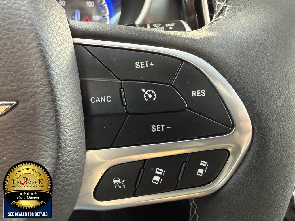 2026 Chrysler Pacifica Select FWD