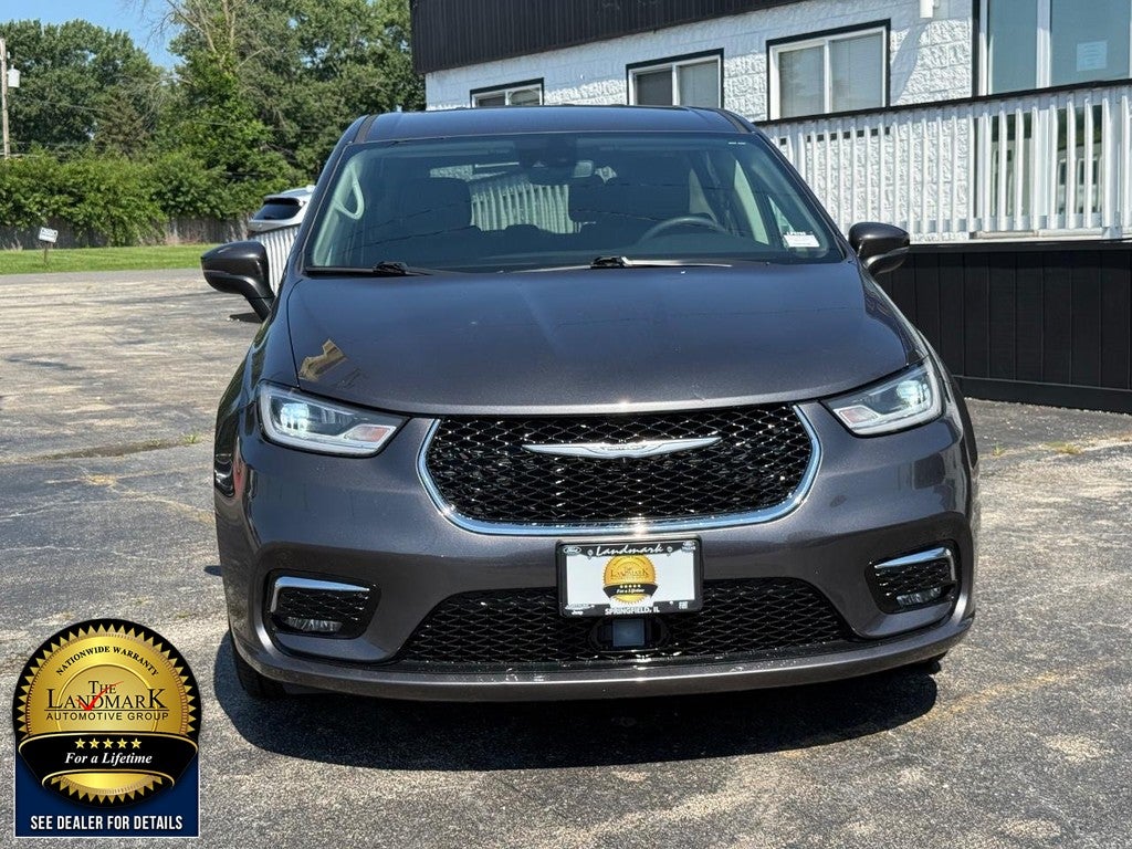 2023 Chrysler Pacifica Touring L FWD
