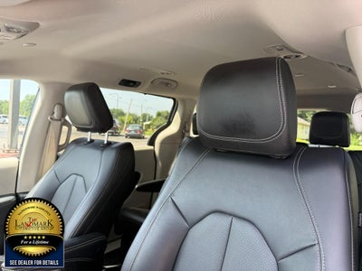 2024 Chrysler Pacifica Touring L FWD