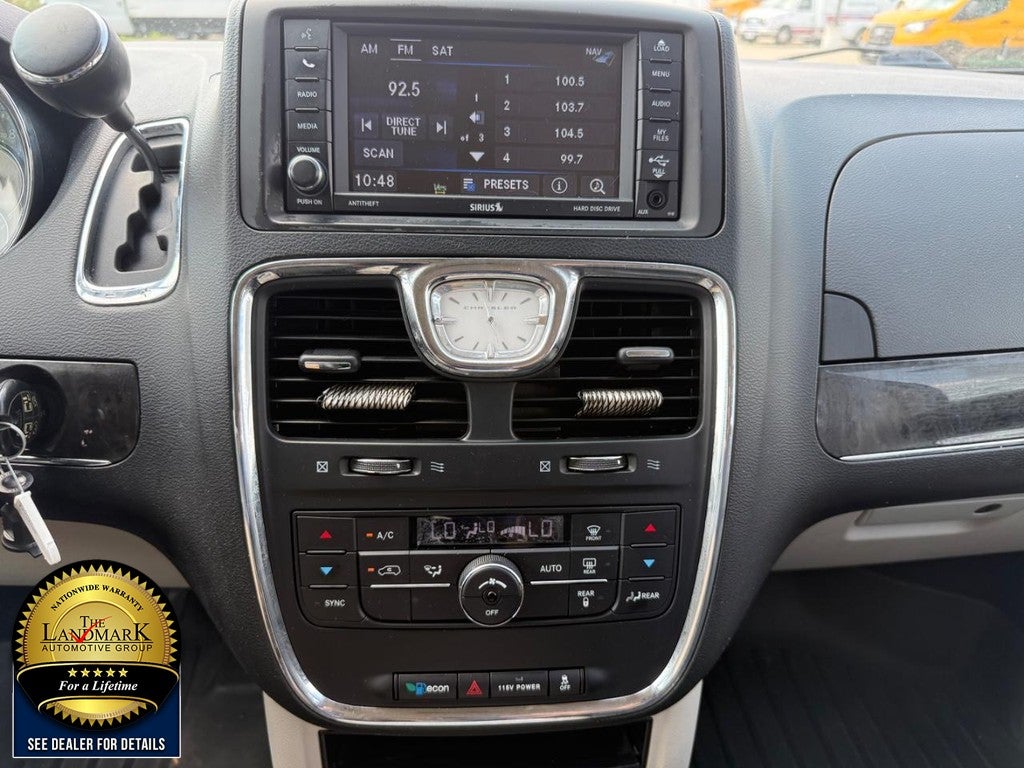 2015 Chrysler Town & Country 4dr Wgn Touring