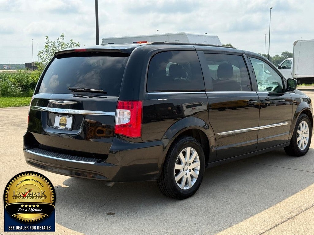 2015 Chrysler Town & Country 4dr Wgn Touring