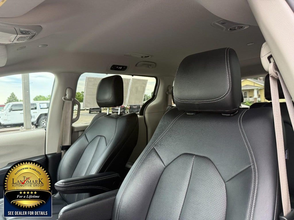 2024 Chrysler Pacifica Touring L FWD