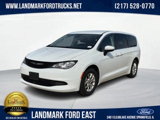 2023 Chrysler Voyager LX FWD