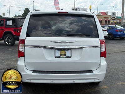 2015 Chrysler Town & Country 4dr Wgn Touring-L