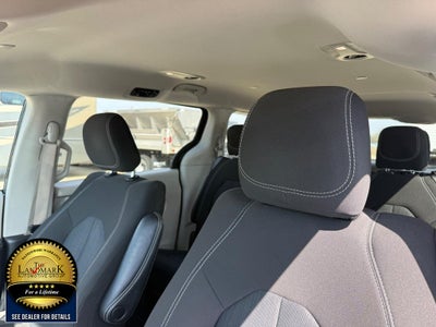 2023 Chrysler Voyager LX FWD