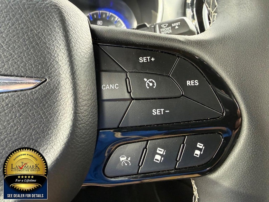 2025 Chrysler Pacifica Limited FWD
