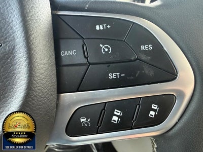 2023 Chrysler Pacifica Hybrid Touring L FWD