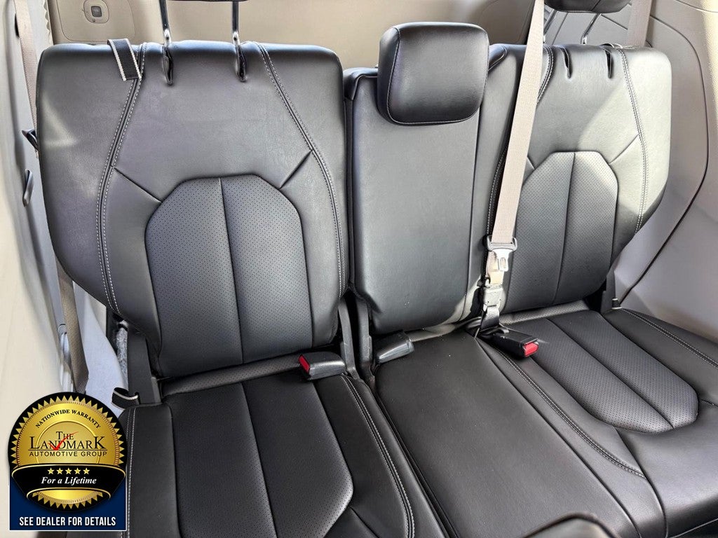 2023 Chrysler Pacifica Hybrid Touring L FWD