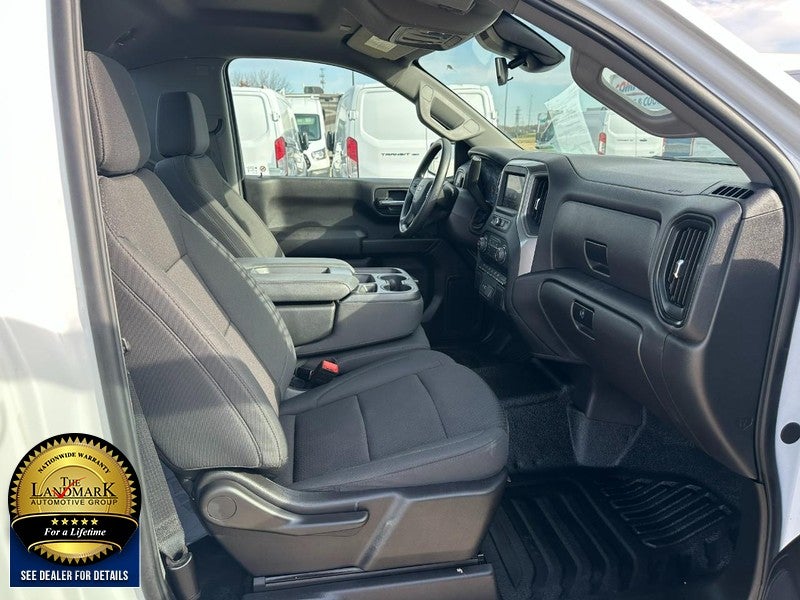 2024 Chevrolet Silverado 1500 2WD Reg Cab 140" Work Truck