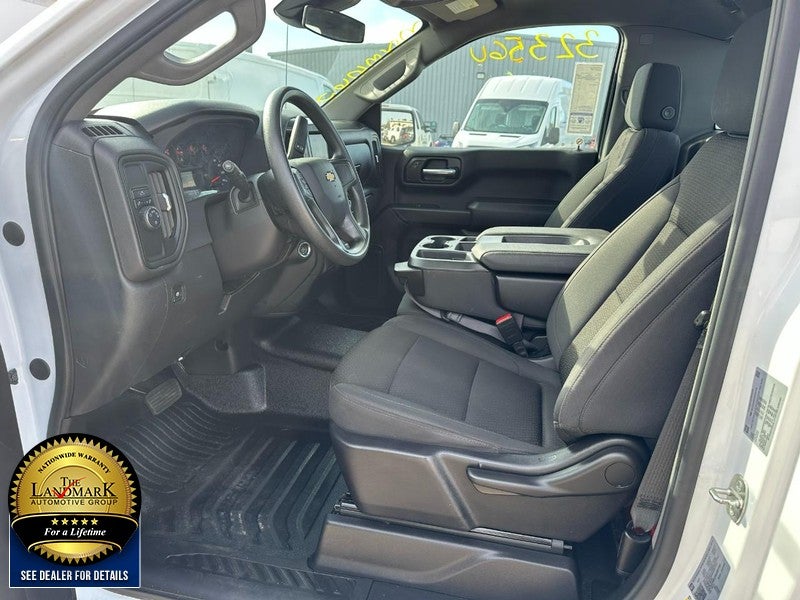 2024 Chevrolet Silverado 1500 2WD Reg Cab 140" Work Truck