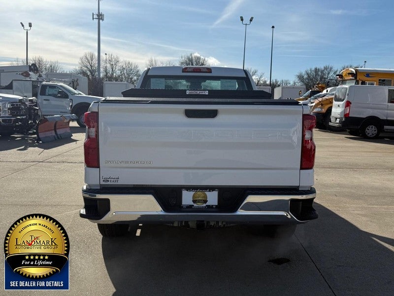 2024 Chevrolet Silverado 1500 2WD Reg Cab 140" Work Truck