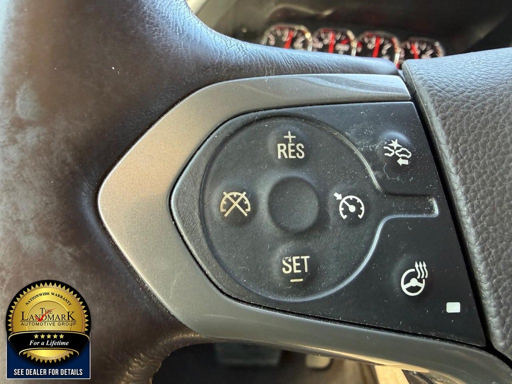 2014 Chevrolet Silverado 1500 4WD Crew Cab 143.5" High Country