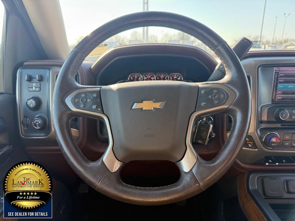 2014 Chevrolet Silverado 1500 4WD Crew Cab 143.5" High Country